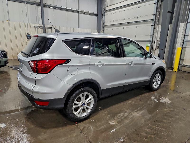 Фото 3 - FORD ESCAPE