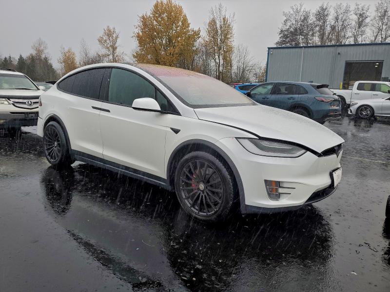 Фото 4 - TESLA MODEL X