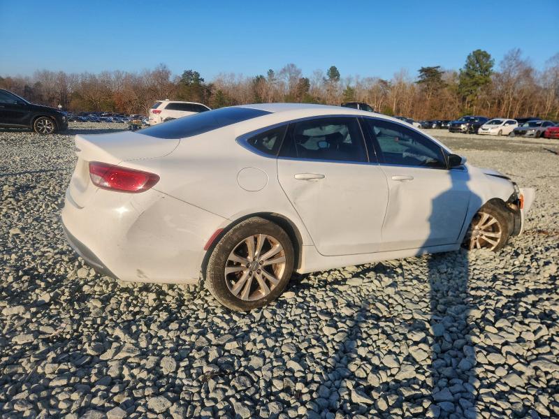 Фото 3 - CHRYSLER 200