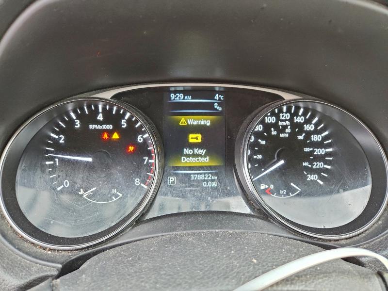 Фото 9 - NISSAN ROGUE