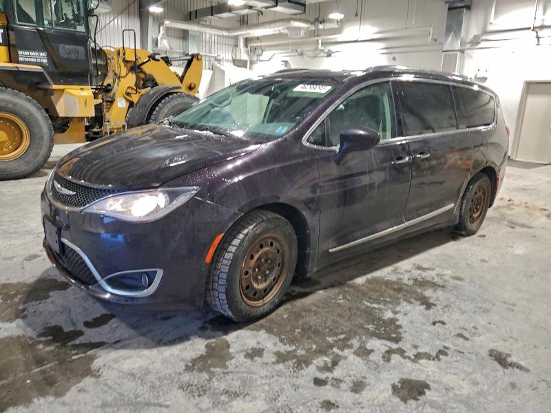 Фото 1 - CHRYSLER PACIFICA