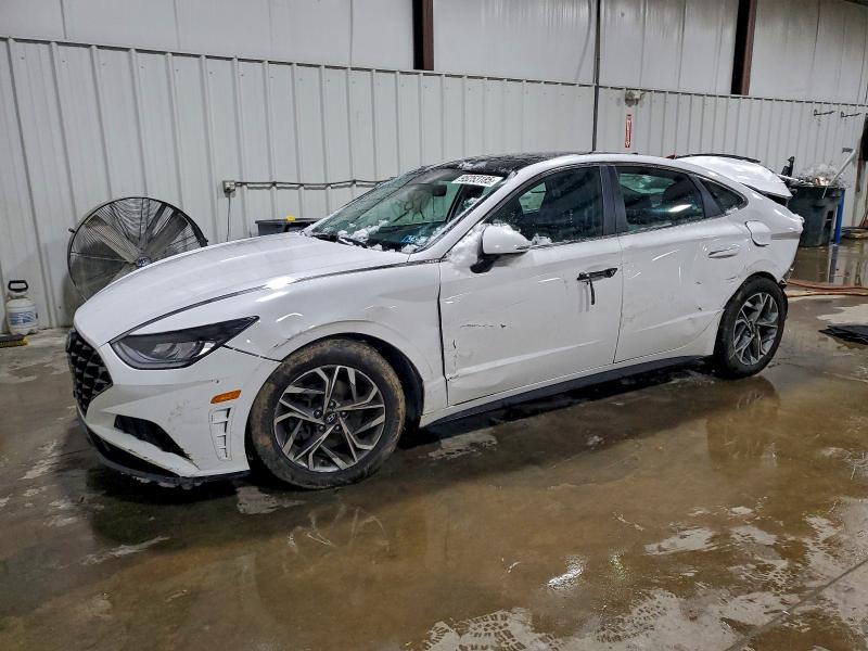 Фото 1 - HYUNDAI SONATA