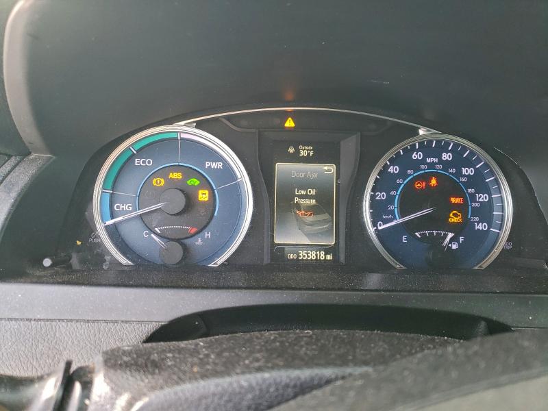 Фото 9 - TOYOTA CAMRY