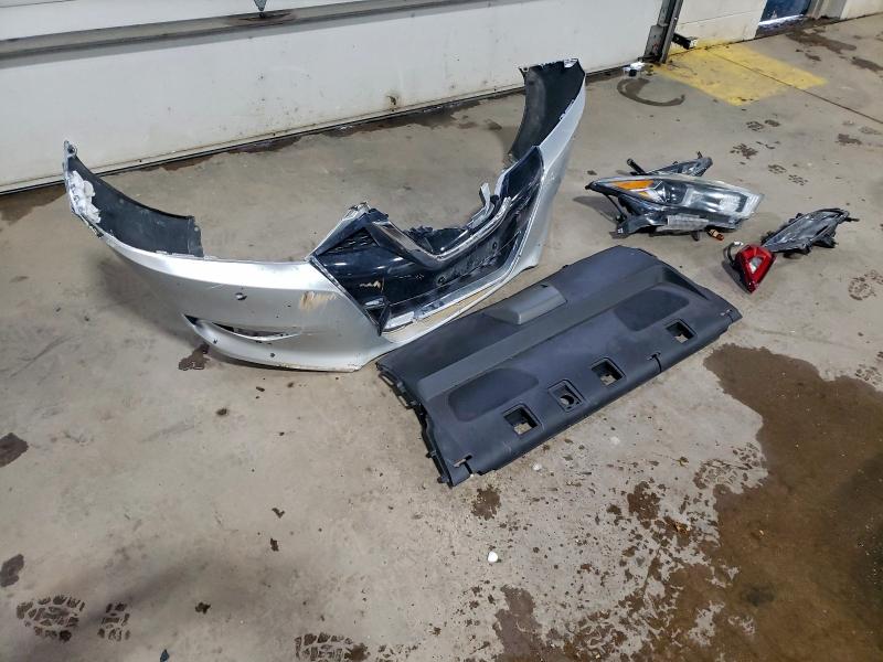 Фото 12 - NISSAN MAXIMA