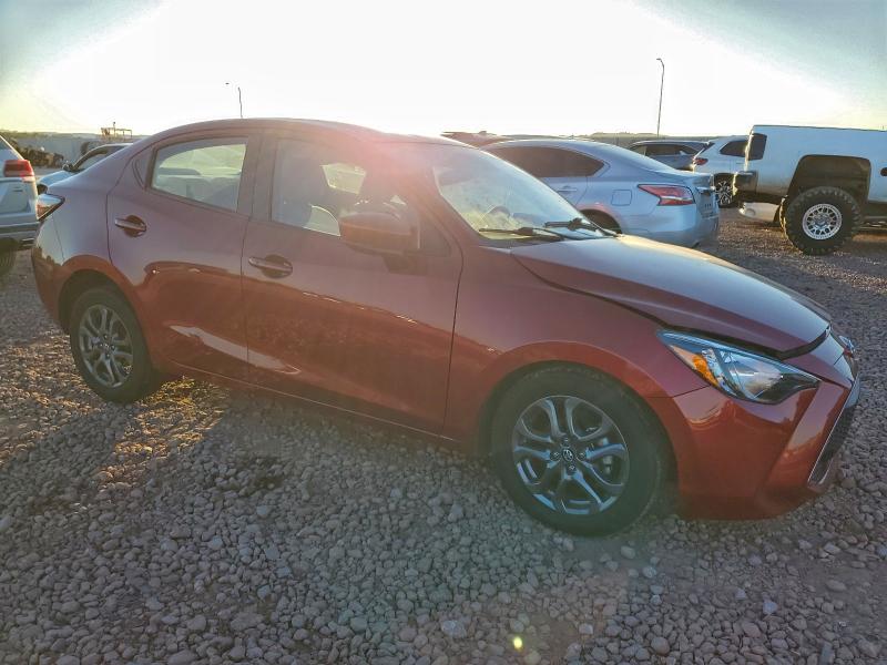 Фото 4 - TOYOTA YARIS