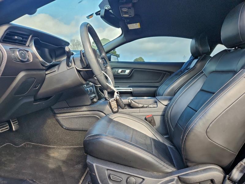 Фото 7 - FORD MUSTANG