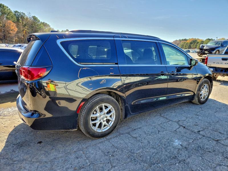 Фото 3 - CHRYSLER MINIVAN