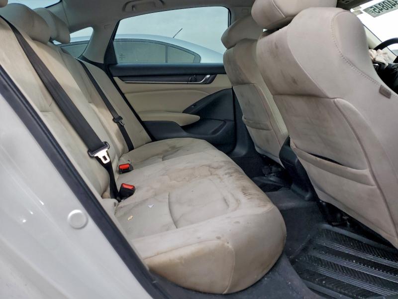 Фото 10 - HONDA ACCORD