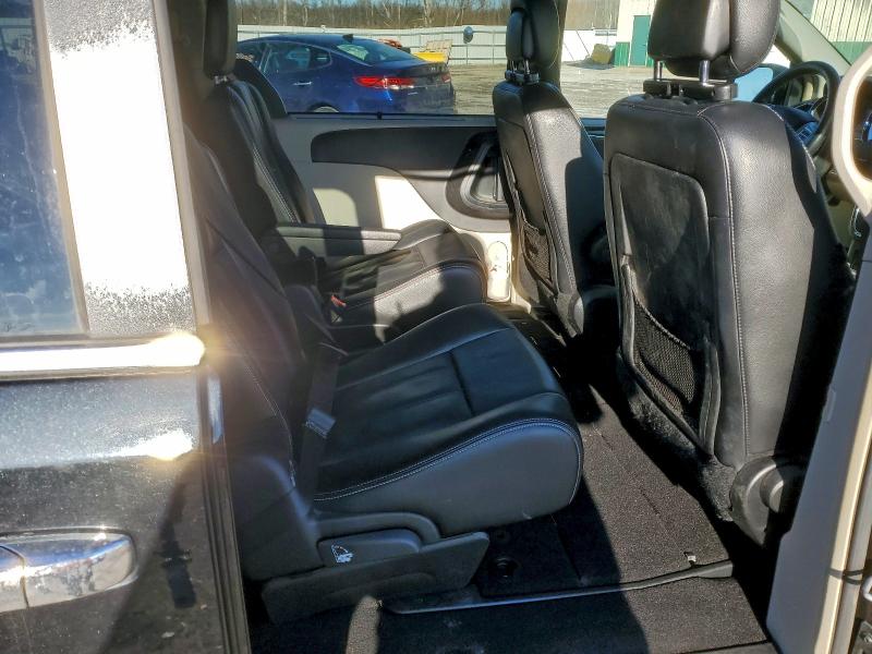 CHRYSLER MINIVAN 2015 VIN 2C4RC1BG4FR514950