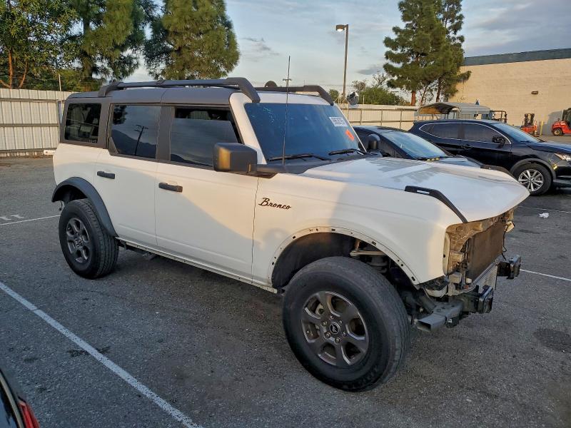 Фото 4 - FORD BRONCO