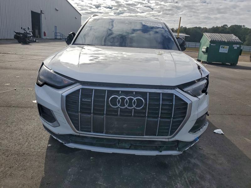 Фото 5 - AUDI Q3