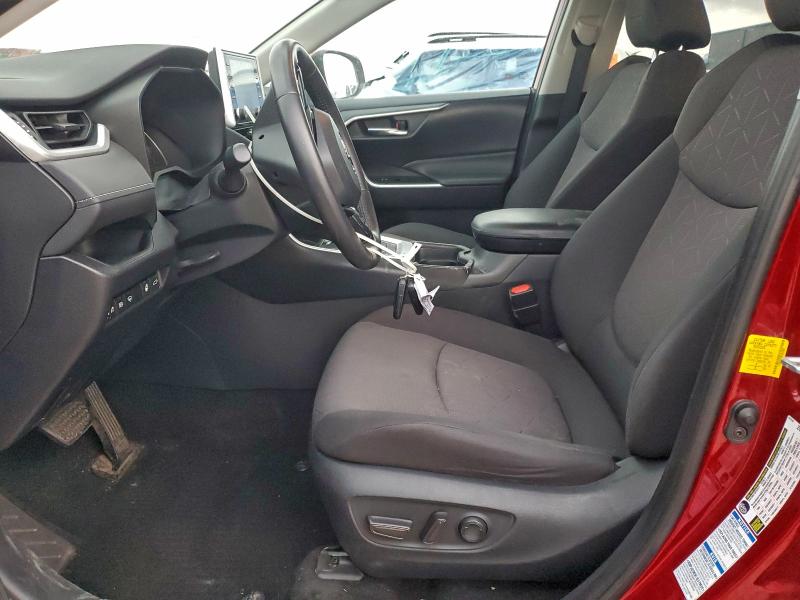 Фото 7 - TOYOTA RAV4