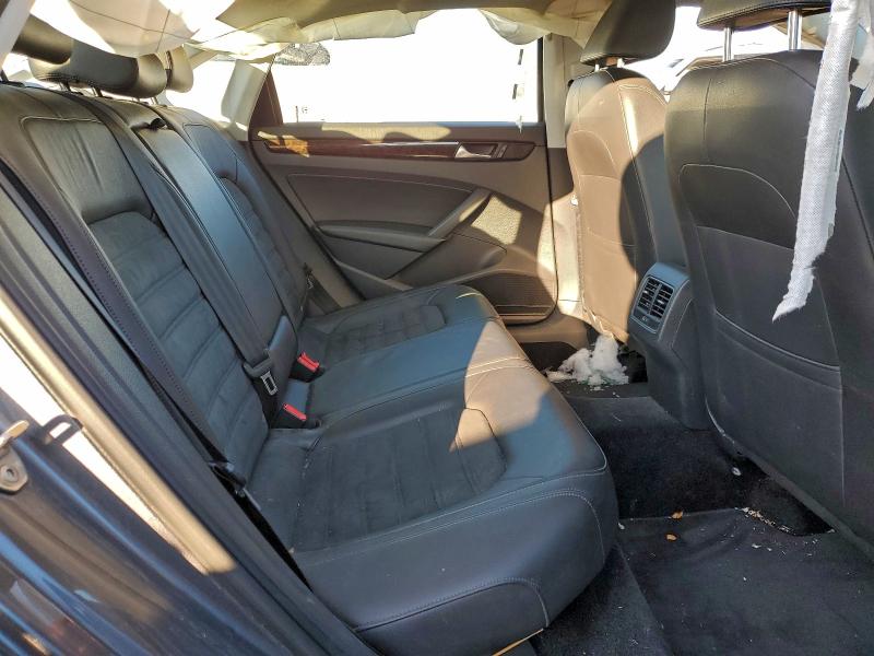 Фото 10 - VOLKSWAGEN PASSAT