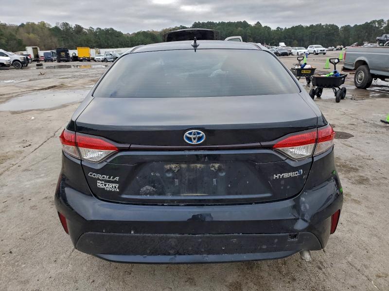 Фото 6 - TOYOTA COROLLA