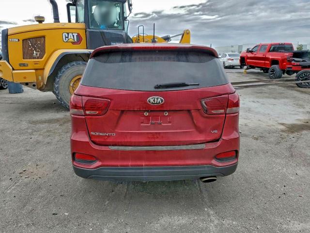 Фото 6 - KIA SORENTO