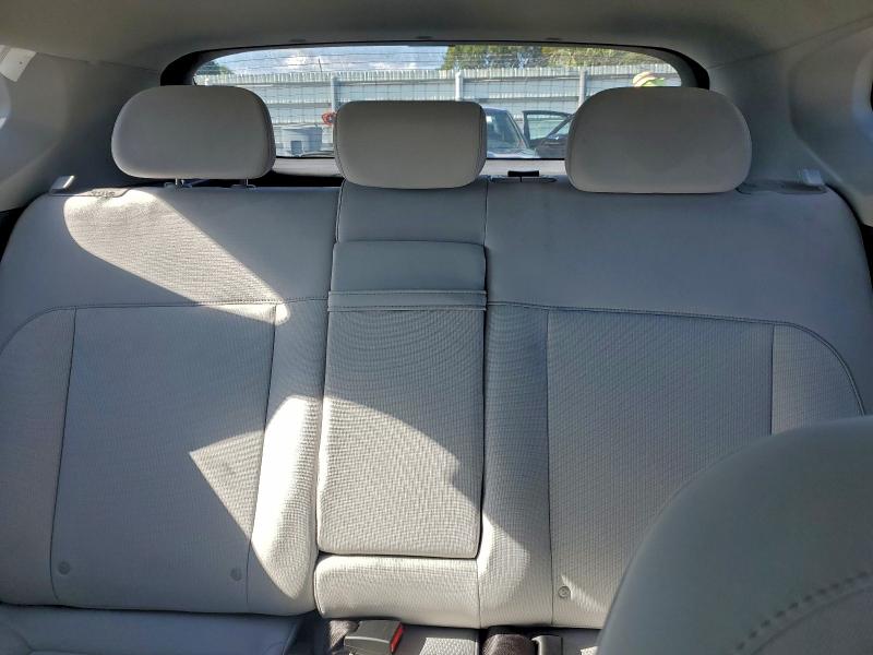 Фото 10 - HYUNDAI KONA