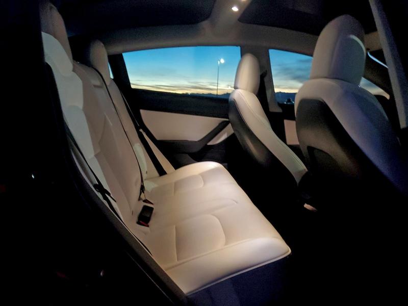 Фото 10 - TESLA MODEL 3