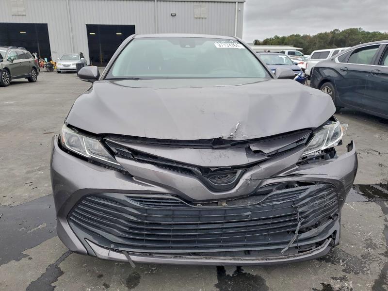 Фото 5 - TOYOTA CAMRY