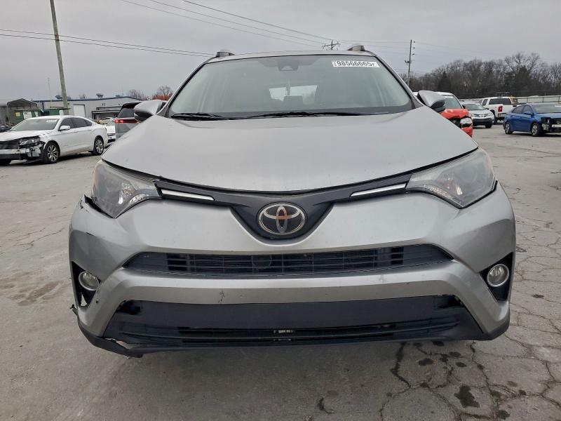 Фото 5 - TOYOTA RAV4