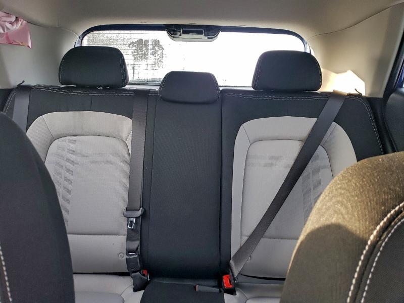 Фото 10 - HYUNDAI VENUE