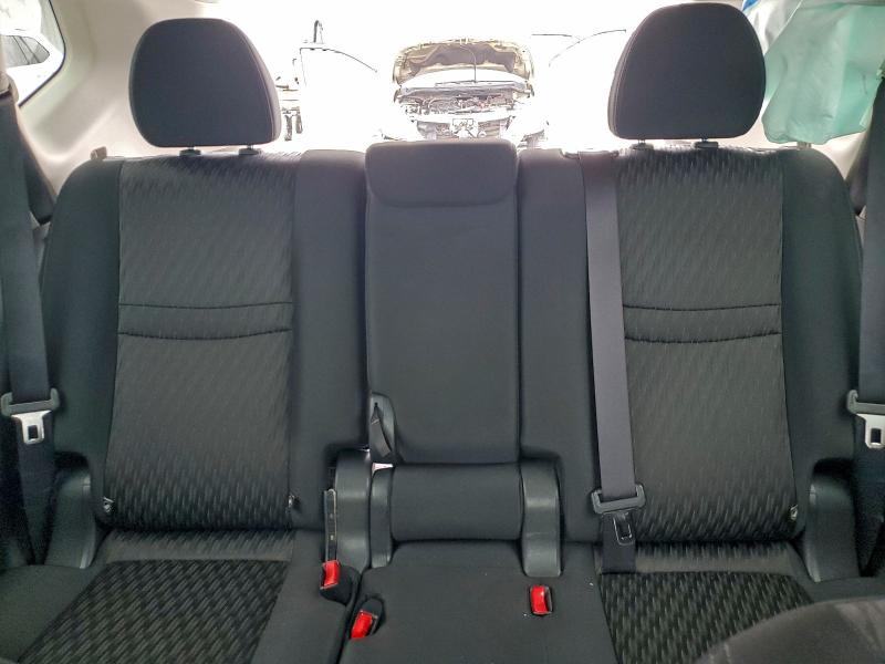 Фото 10 - NISSAN ROGUE