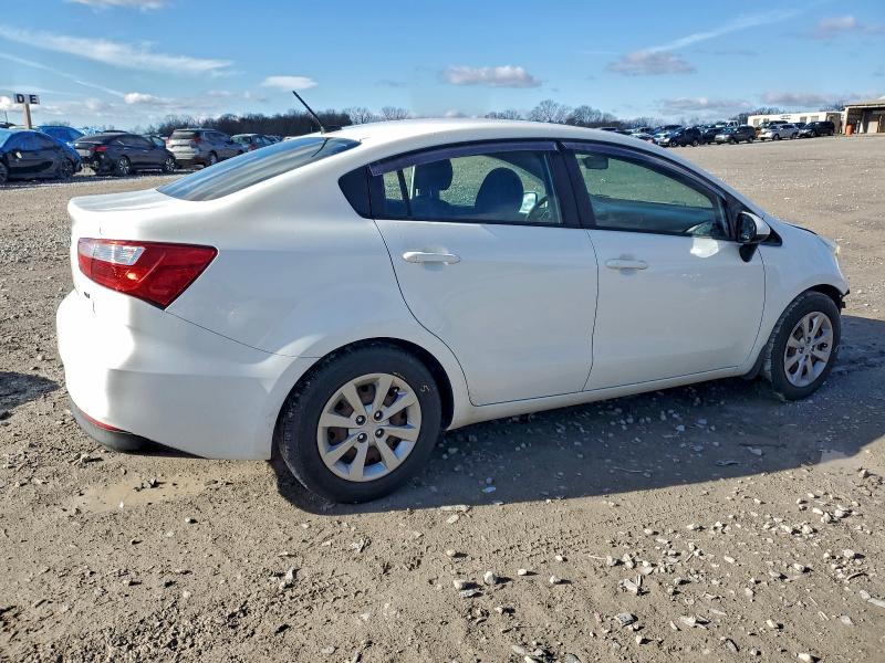 Фото 3 - KIA RIO