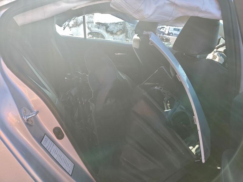 Фото 10 - TOYOTA COROLLA