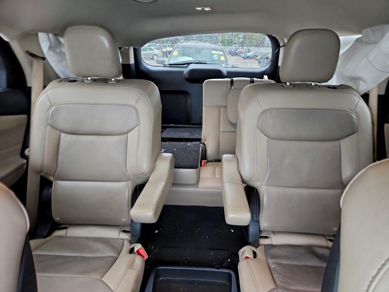 Фото 10 - FORD EXPLORER