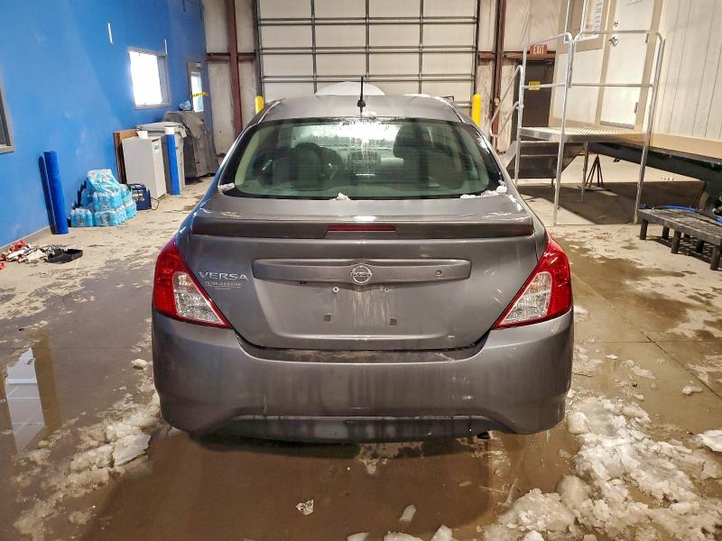 Фото 6 - NISSAN VERSA