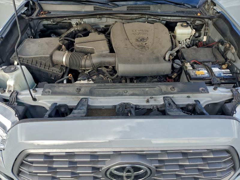 Фото 11 - TOYOTA TACOMA