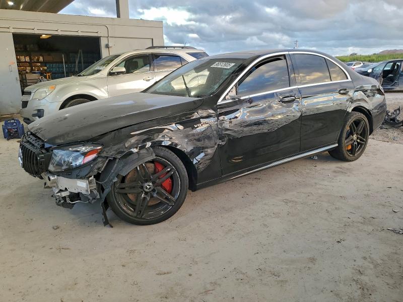 Фото 1 - MERCEDES-BENZ E-CLASS