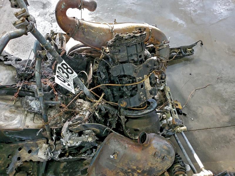 SKI-DOO SNOWMOBILE 2001