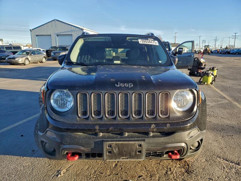 Фото 5 - JEEP RENEGADE