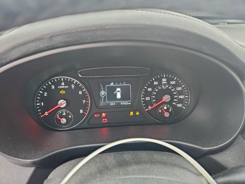 Фото 9 - KIA SORENTO