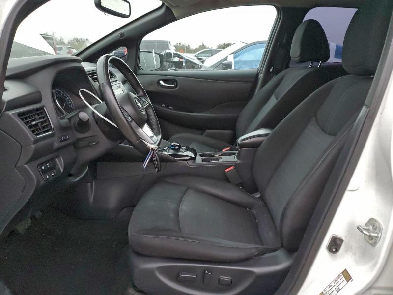 Фото 7 - NISSAN LEAF