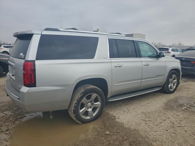 Фото 3 - CHEVROLET SUBURBAN