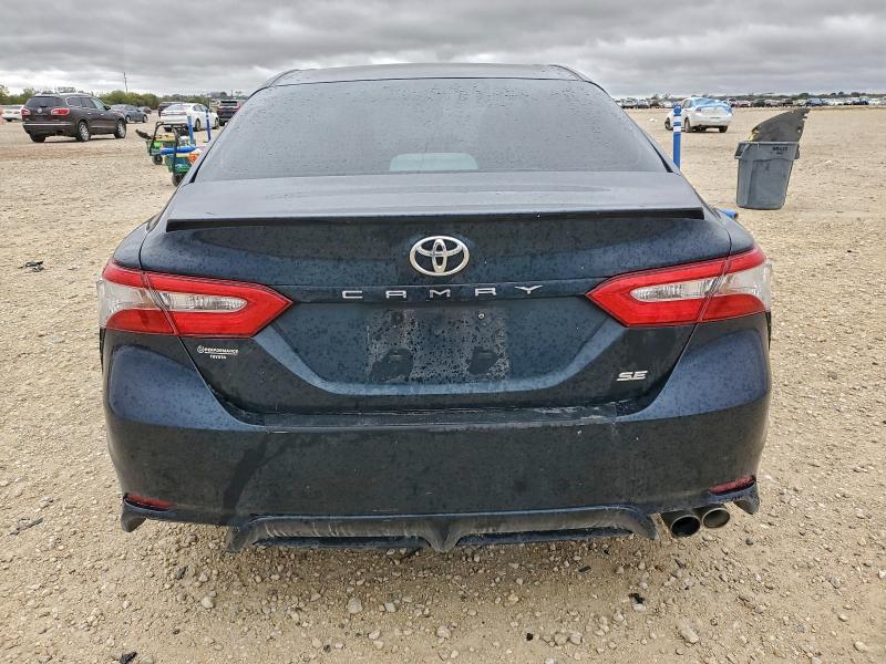 Фото 6 - TOYOTA CAMRY