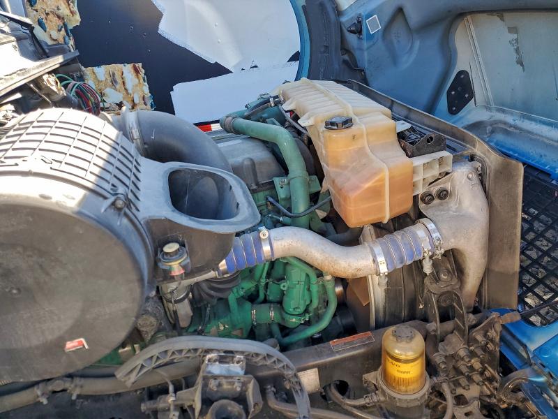 VOLVO VN 2017 VIN 4V4NC9EJ7HN973074