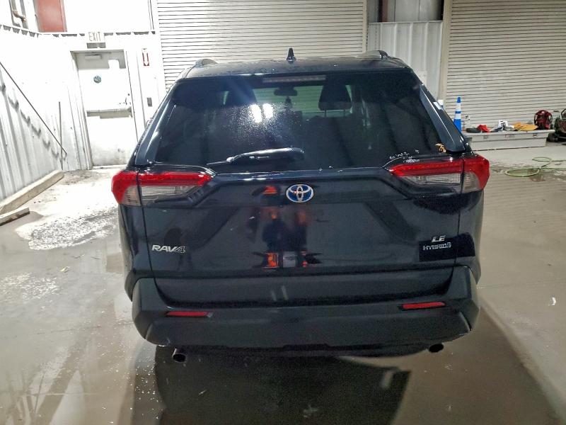 Фото 6 - TOYOTA RAV4
