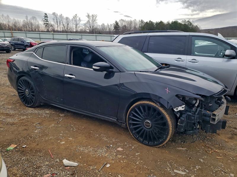 Фото 4 - NISSAN MAXIMA