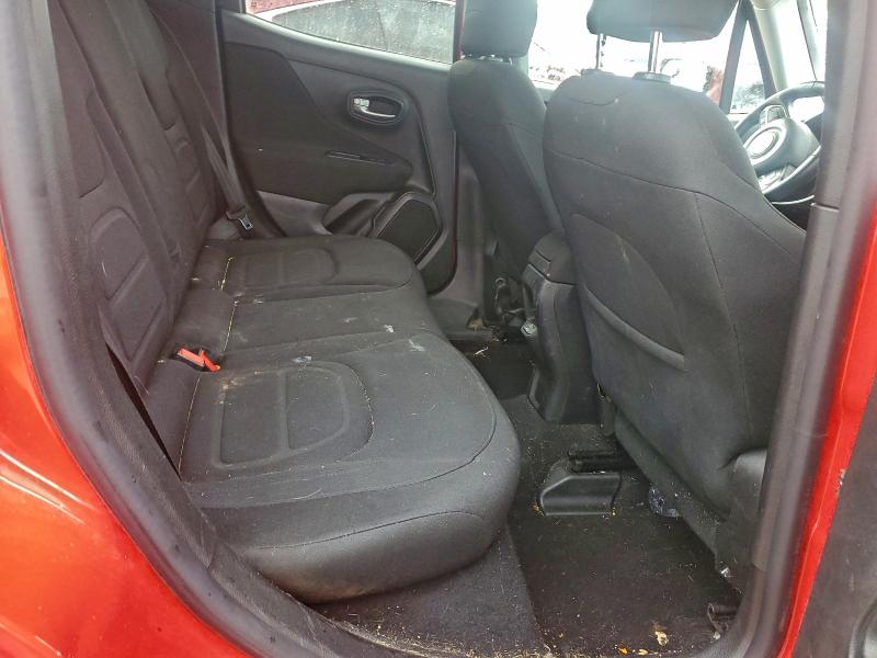 Фото 10 - JEEP RENEGADE