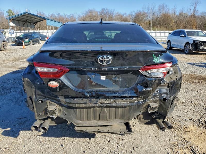 Фото 6 - TOYOTA CAMRY