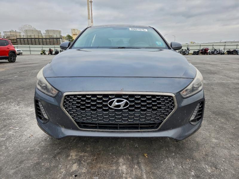 Фото 5 - HYUNDAI ELANTRA