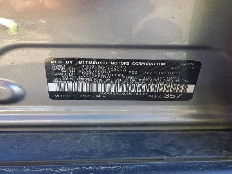 Фото 13 - MITSUBISHI OUTLANDER