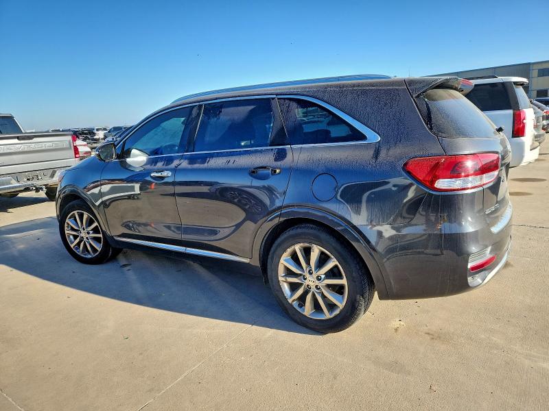 Фото 2 - KIA SORENTO