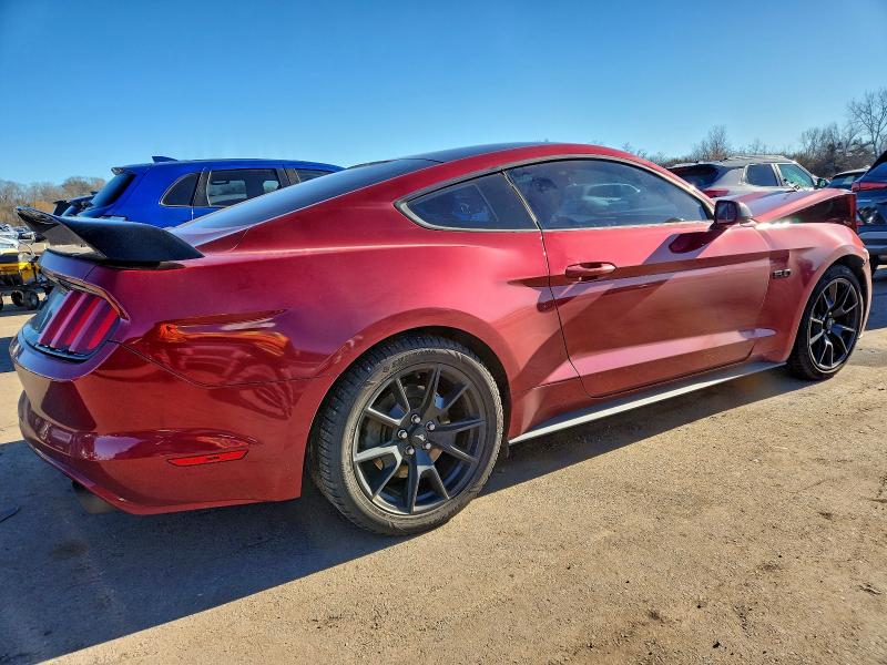 Фото 3 - FORD MUSTANG