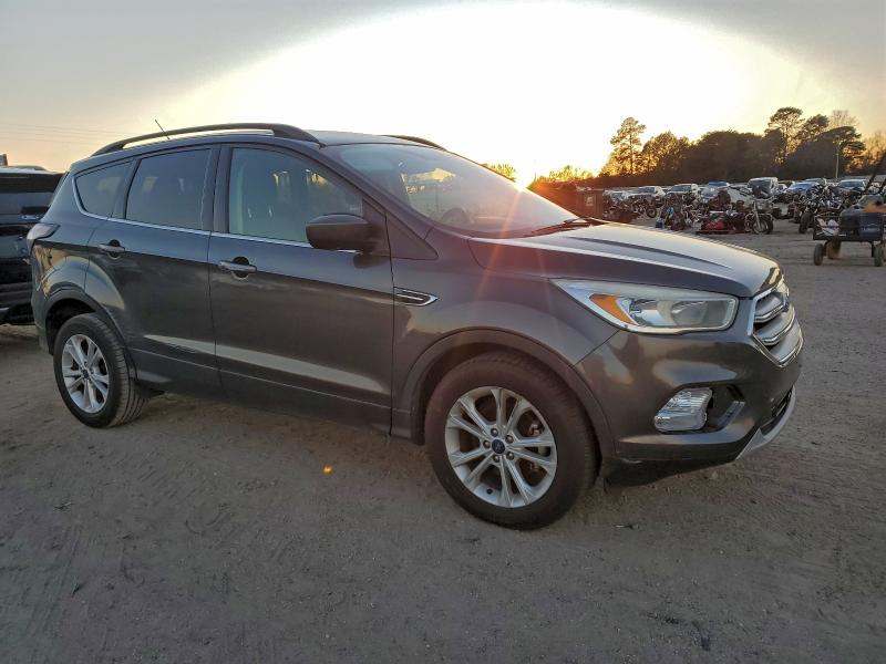 Фото 4 - FORD ESCAPE