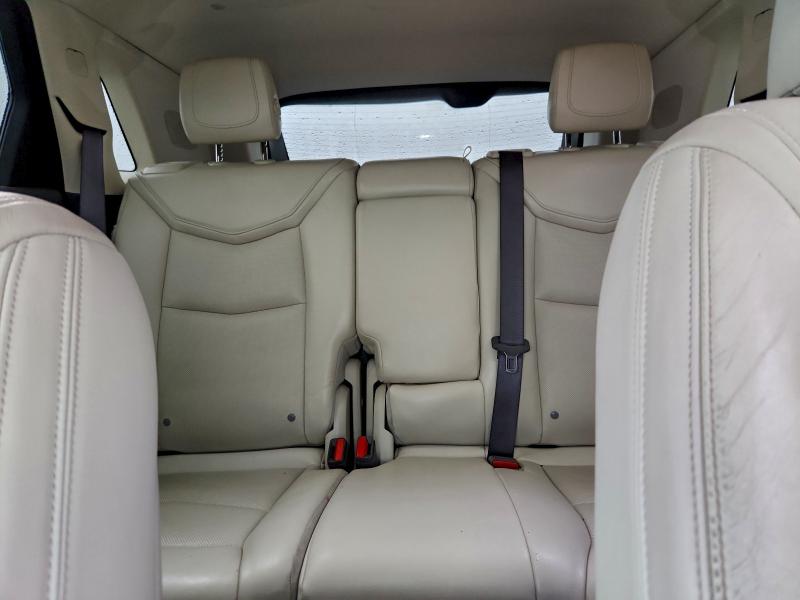 Фото 10 - CADILLAC XT5