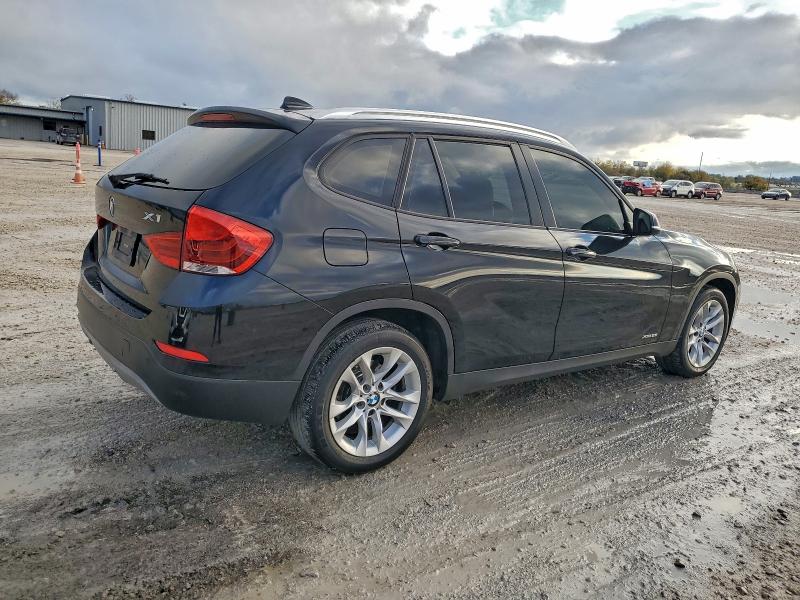 Фото 3 - BMW X1