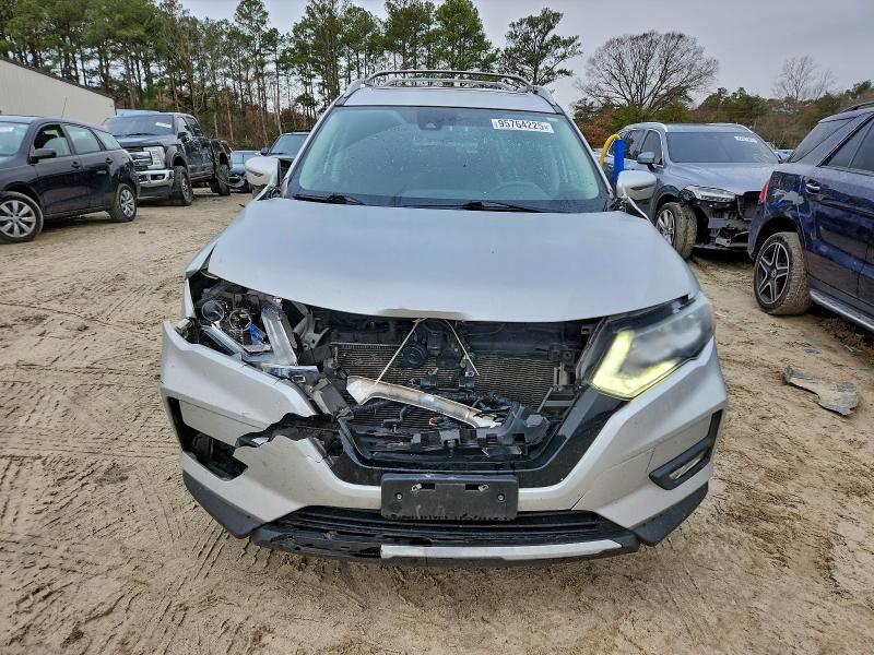 Фото 5 - NISSAN ROGUE